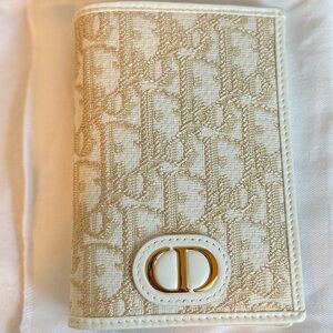 Dior Cream Card Holder